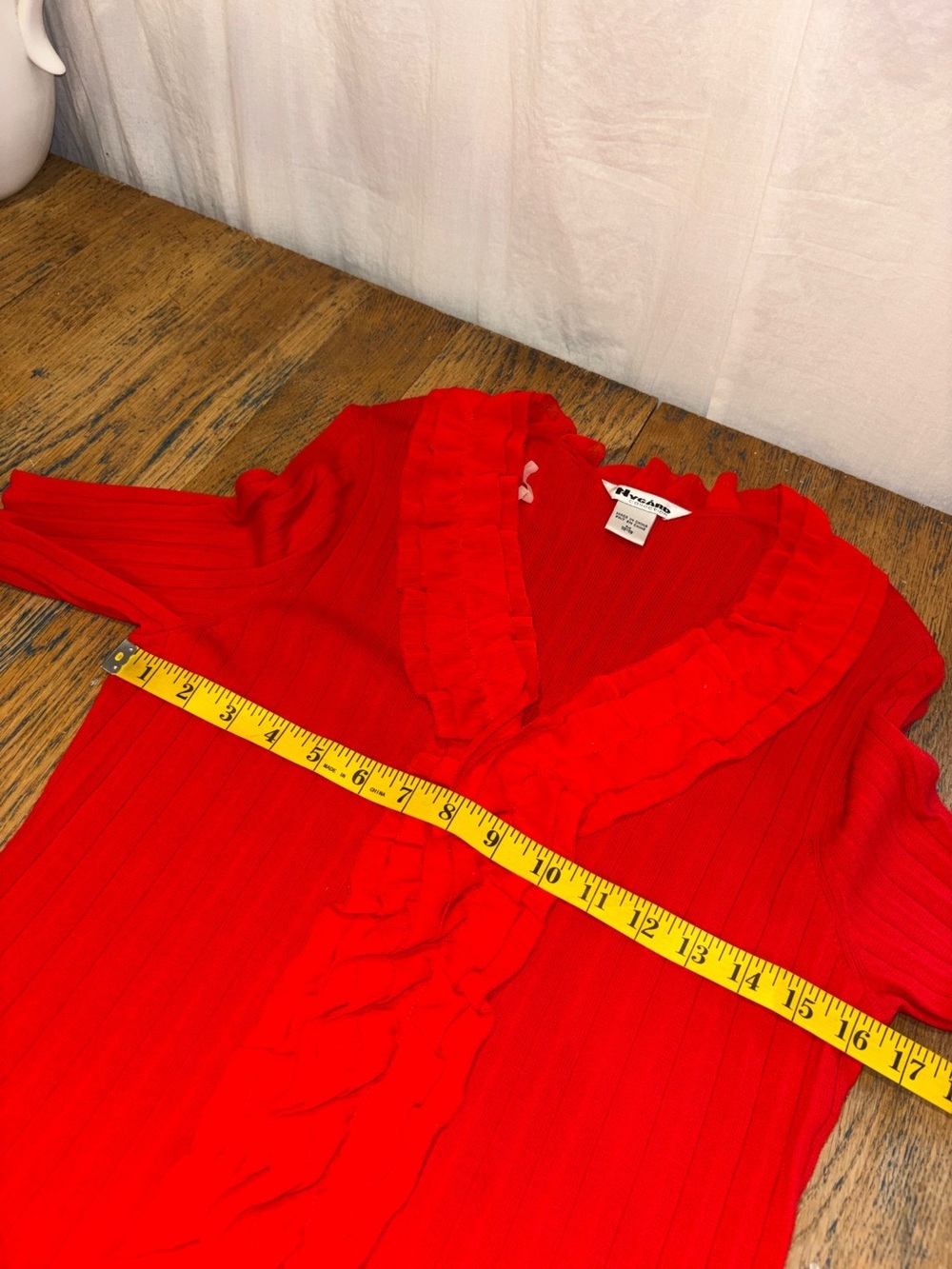 NY&Co Collection Red Ribbed Ruffle Top – Women’s Size M - Picture 8 of 9